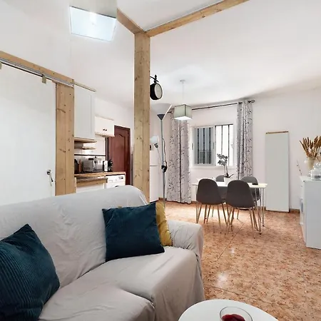 Апартаменты Acogedor Apartamento *