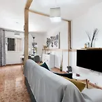Acogedor Apartamento דירה